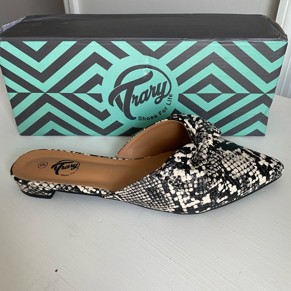 Trary snakeskin mule, size 9, never worn